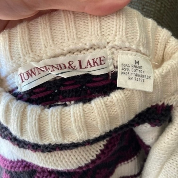 Townsend & Lake Vintage Knit Stripe Pattern Sweater - Picture 7 of 8